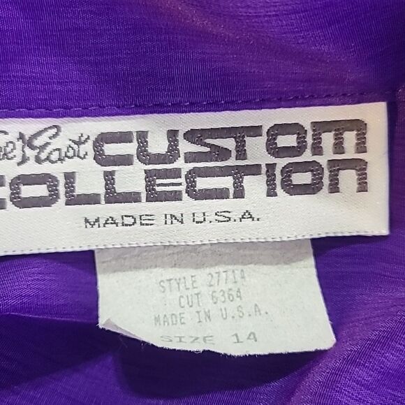 The 1 East Custom Collection Purple ButtondownBlouse, Big White Buttons, Size 14 - Picture 9 of 11
